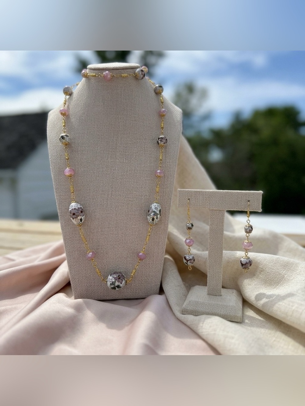 Handcrafted White Cloissone and Pink Crystal Necklace, Earrings and Bracelet Set - Picture 4 of 5